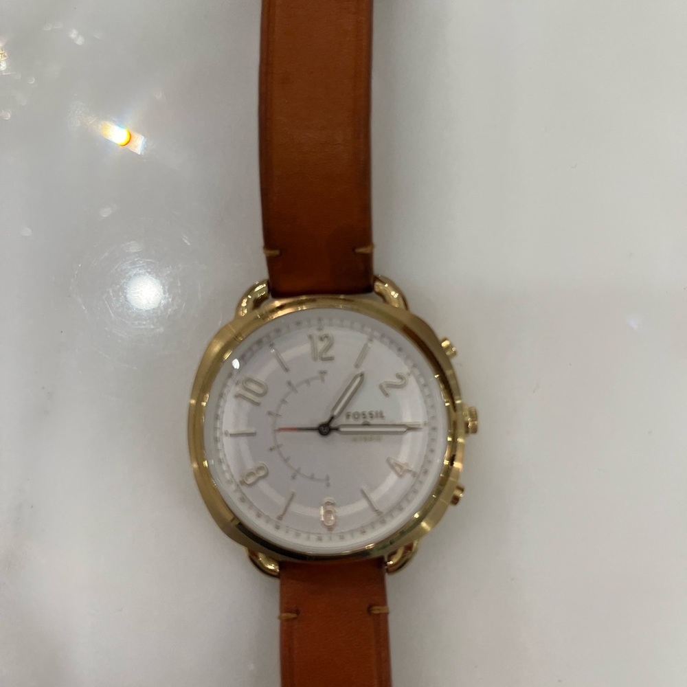 Fossil hybrid smart watch brown leather gold watch